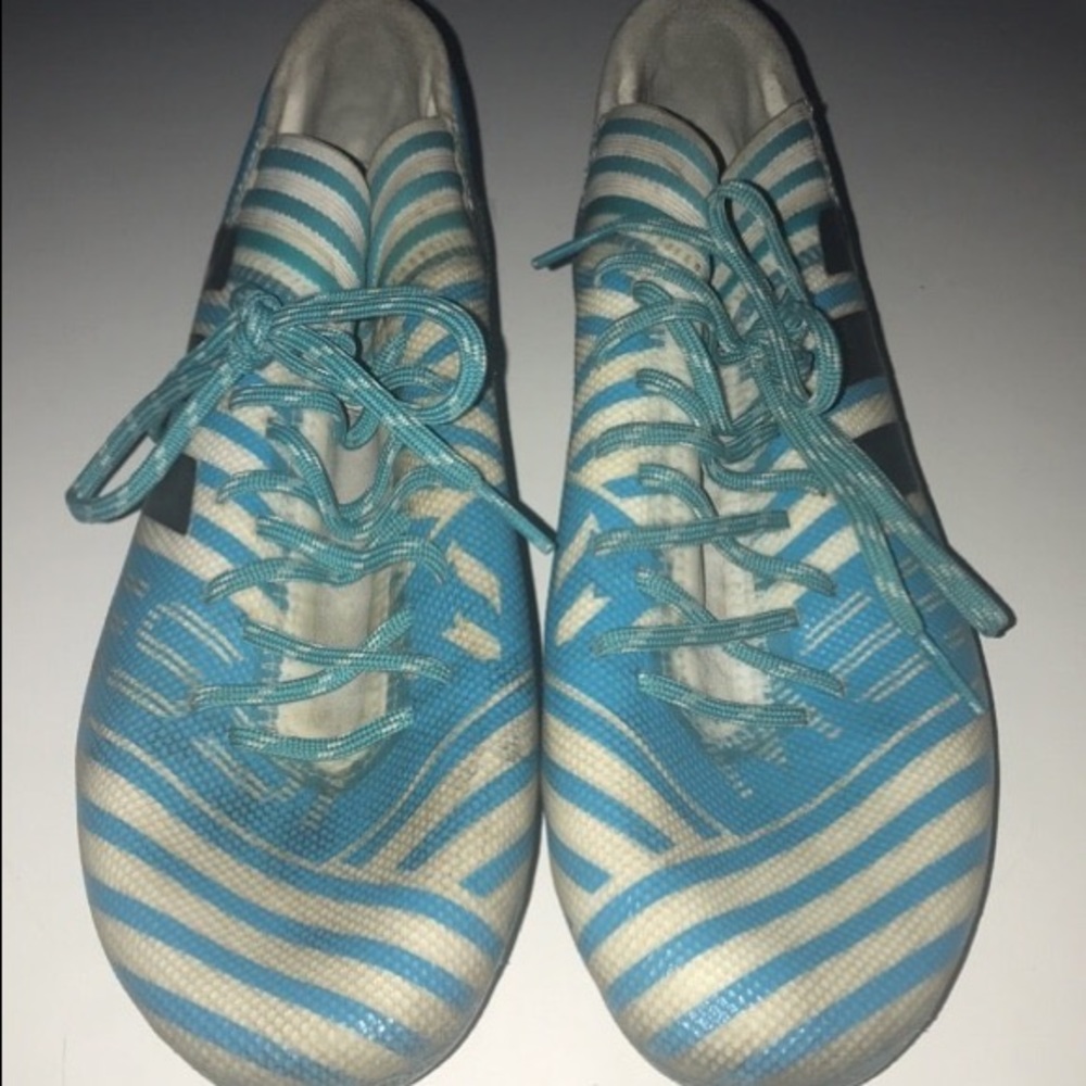 Messi cleats